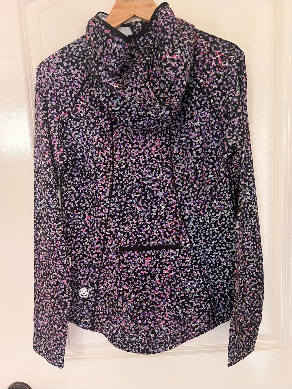 Lululemon Seawheeze Mist Over Windbreaker Jacket *Seawheeze Size 8 - Picture 5 of 7